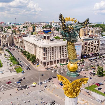 Maidan Palace Hotel Kiev Exteriör bild